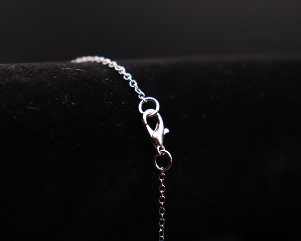 Vinstam Evighetsberlock kors med Blå Syntetisk safir "Elsa"